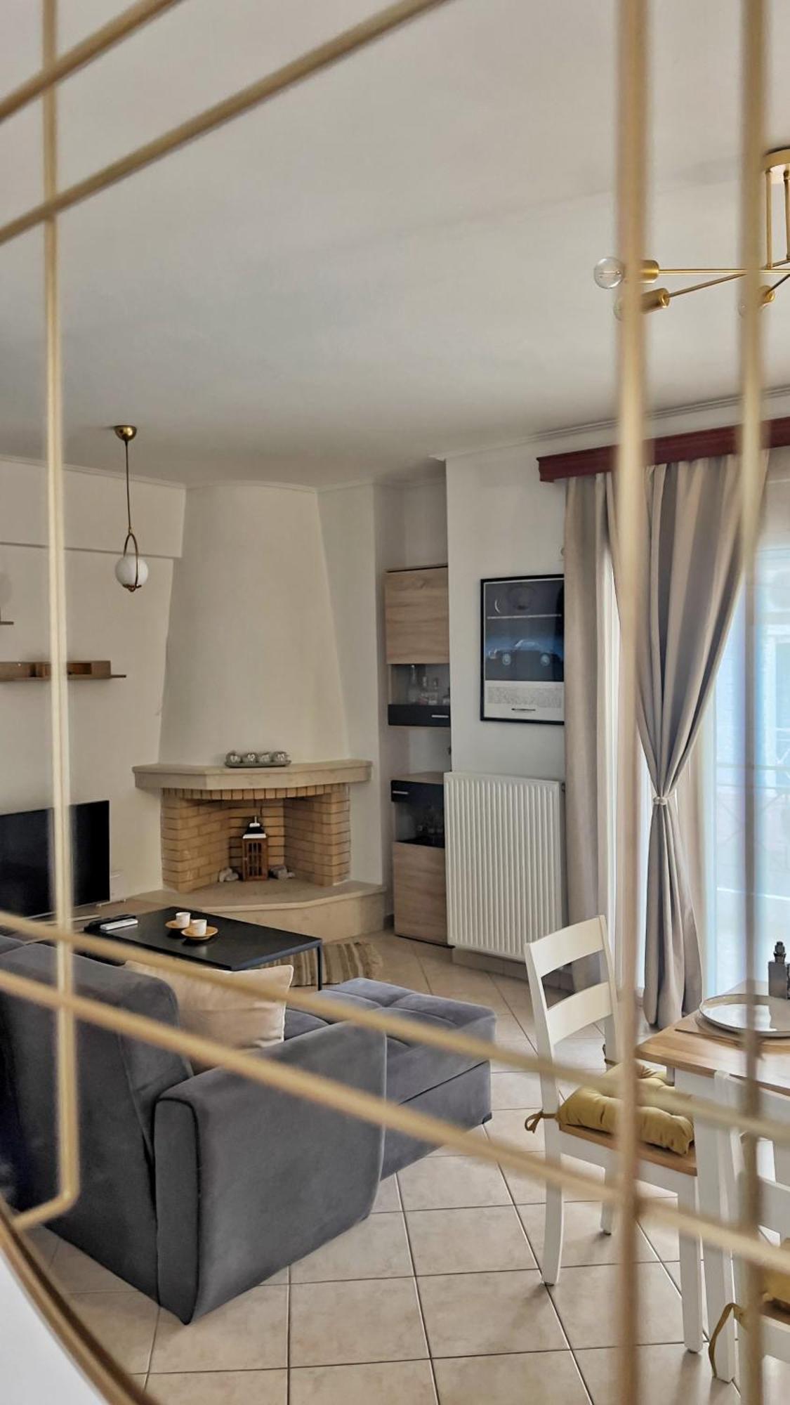 H&H Cozy Retreat Apartment Pireu Exterior foto