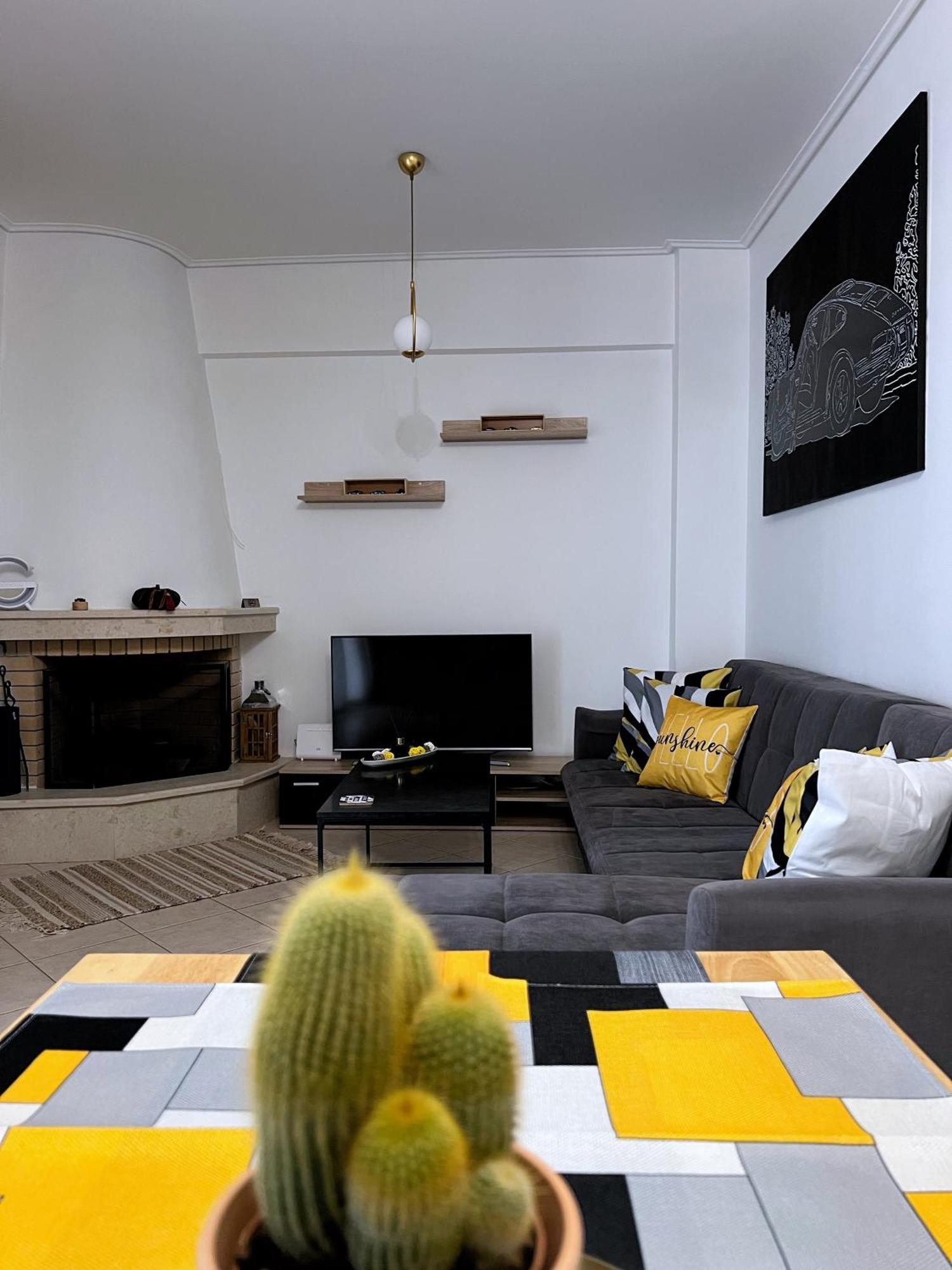 H&H Cozy Retreat Apartment Pireu Exterior foto